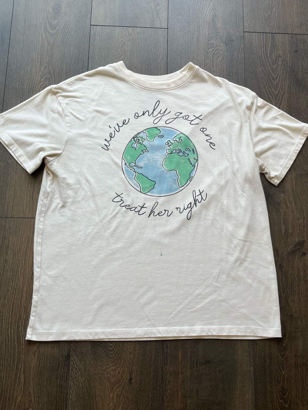 Fifth Sun Short Sleeve Earth Graphic T-Shirt
